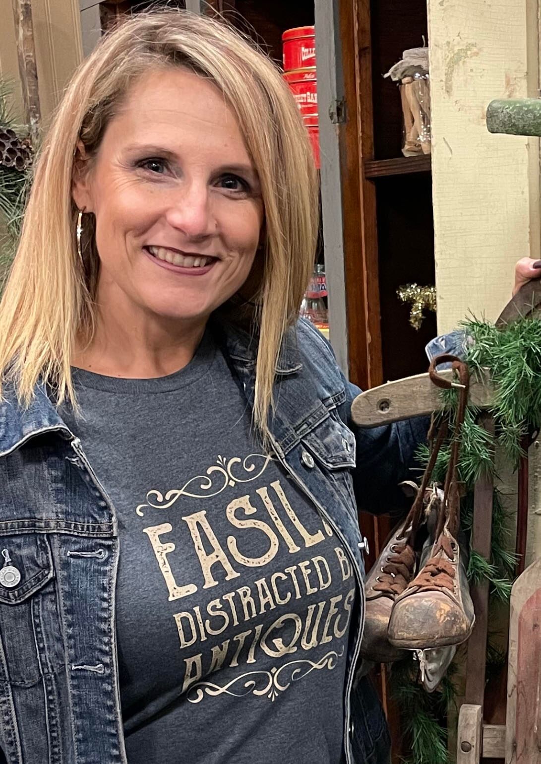 Debbie Davis.jpg